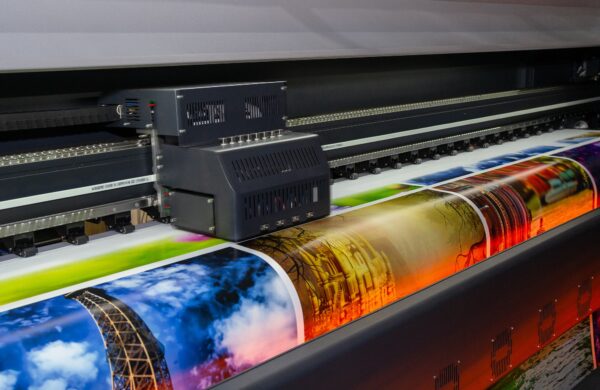 Ukázka technologie potisku – stroj na digitální tisk