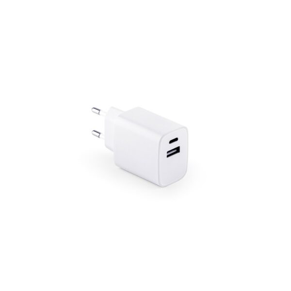 WEGENER. Napájecí adaptér s portem USB-A 18W a USB-C 20W ve recyklovaného ABS (100% rABS) - Bílá